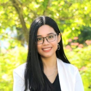 <h5>Vera</h5><p>Clinical Psychologist</p>